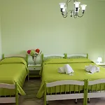 Area Domus فندق مبيت وإفطار