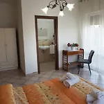 Area Domus فندق مبيت وإفطار 4*