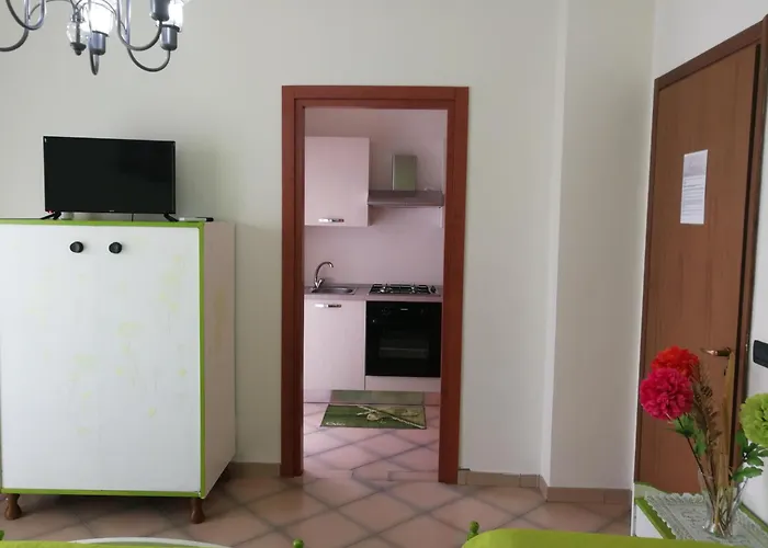 Area Domus לינה וארוחת בוקר 4*