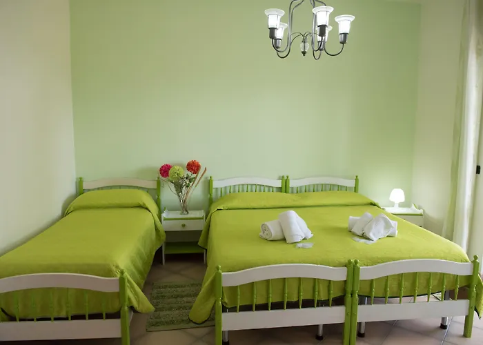Area Domus לינה וארוחת בוקר