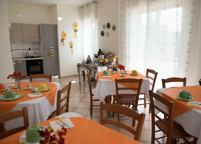 Area Domus לינה וארוחת בוקר